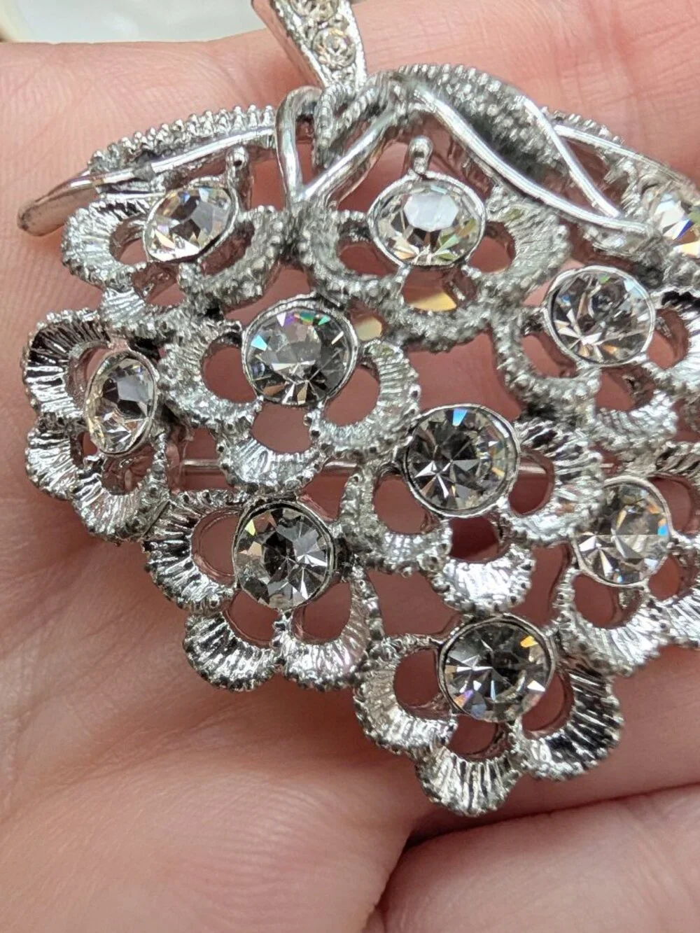 Vintage signed Sarah Coventry rhinestone cluster flower brooch